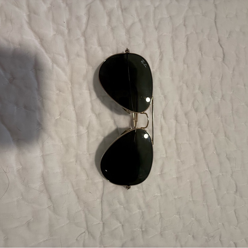 Ray-Ban Gold Frame Black Lens Sunglasses